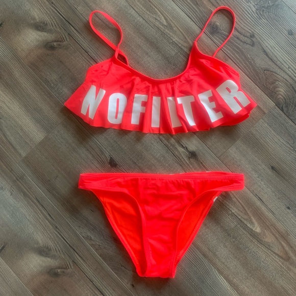 NEW YORKER Bikini - Picture 2 of 2